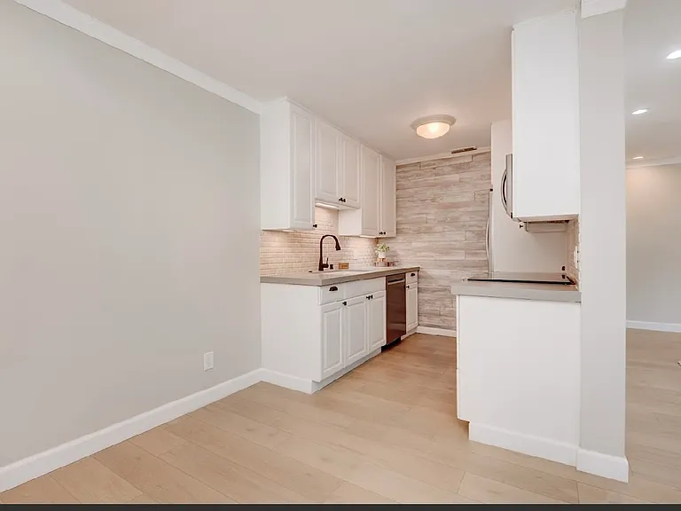 6314 Friars Rd #212 — Photo 11