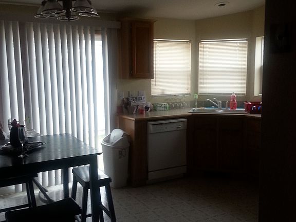 dining room/ kitchen