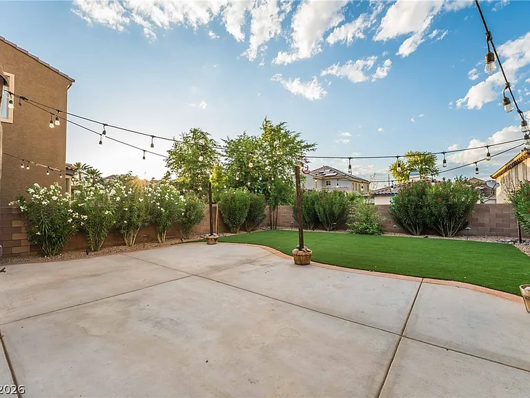 220 Via Mezza Luna Ct — Photo 42
