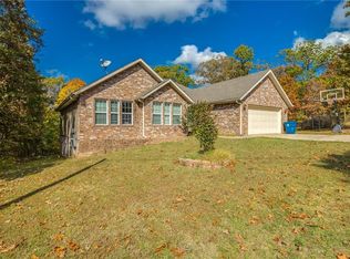 6 Linfield Ln, Bella Vista, AR 72715