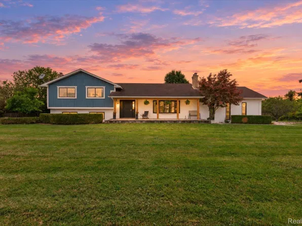 7375 Tubspring Rd, Almont, MI 48003