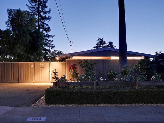 5th image of 841 Menker Ave