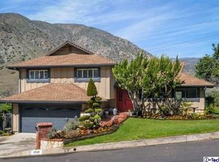 11569 Dellmont Dr, Tujunga, CA 91042