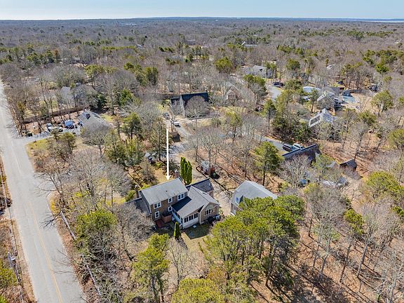 2nd image of 125 Wamsutta Road