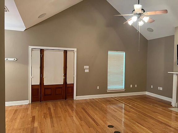 4th image of 22233 Max Jude Ln
