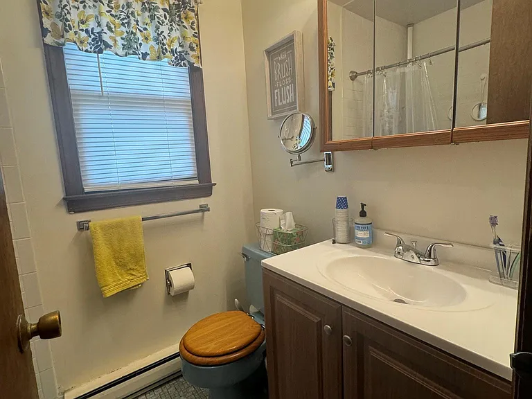 124 Stuart Ave #B — Photo 26