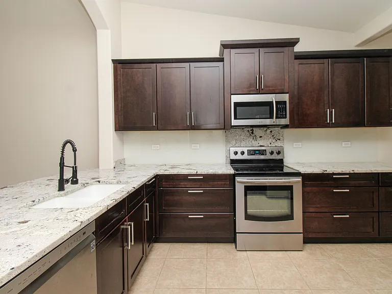 15077 Cortona Way — Photo 10