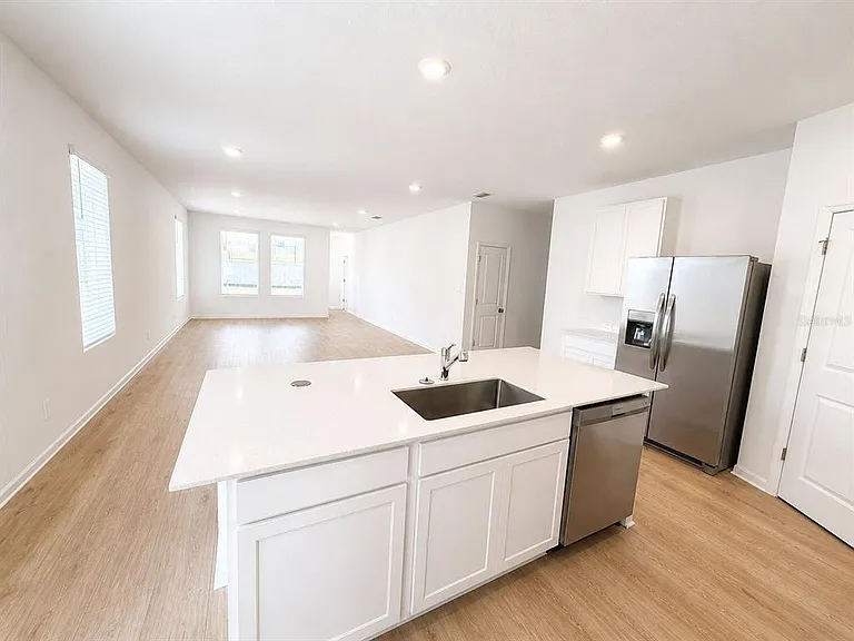 3121 Brookhollow Way — Photo 2
