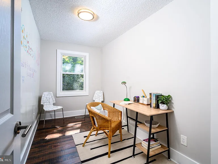 5053 Sheriff Rd NE — Photo 15