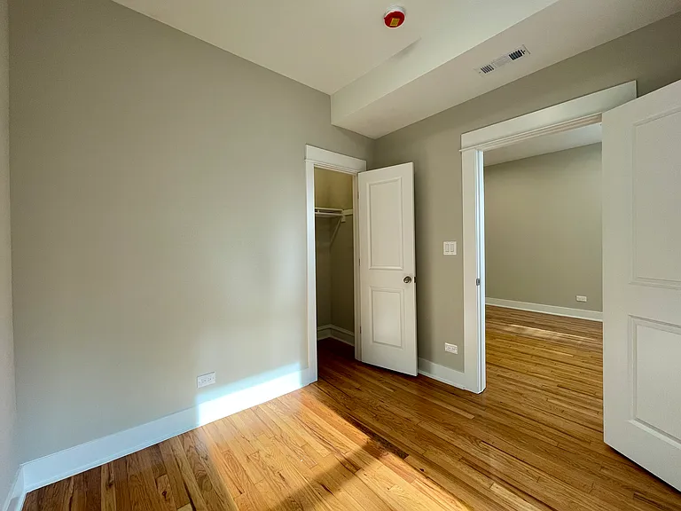 2143 N Keystone Ave #2 — Photo 14