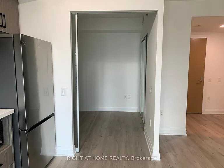 251 Jarvis St E #1517 — Photo 11