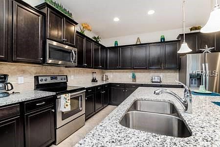 3rd image of 8813 Macapa Dr