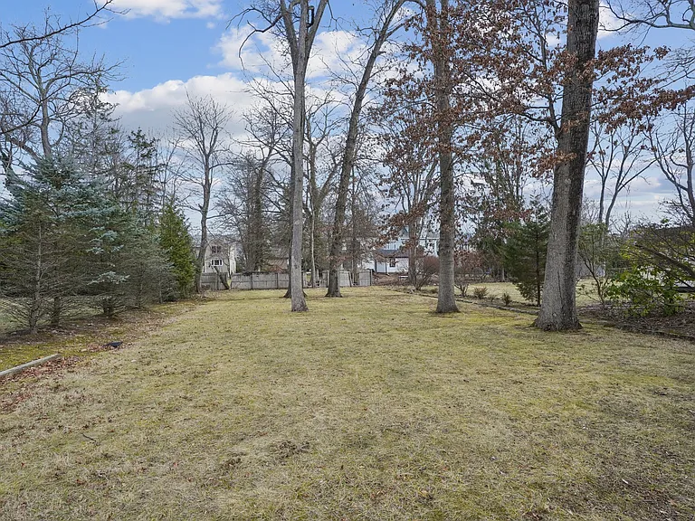 41 Brookside Ave — Photo 10