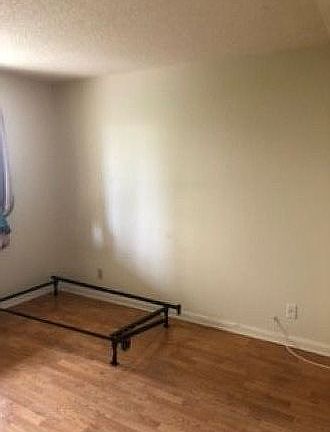 4th image of 2820 Tennis Club Dr APT 213