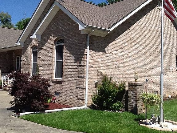2nd image of 106 Britton Dr