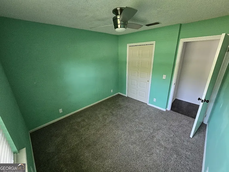 1001 Regal Rd — Photo 38