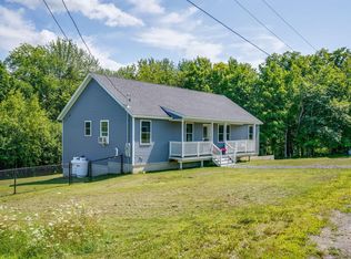 163 Autumn Ln, Oakland, ME 04963