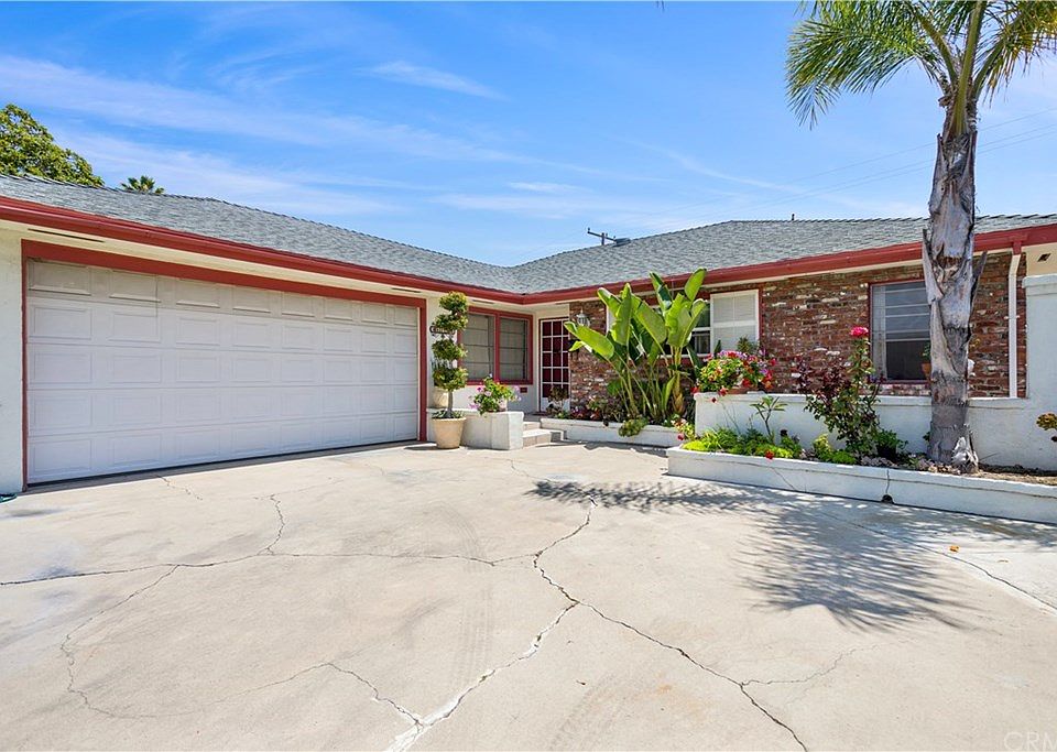 1st image of 1032 N Wanda Dr