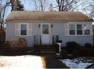 102 James St, Dover, NJ 07801