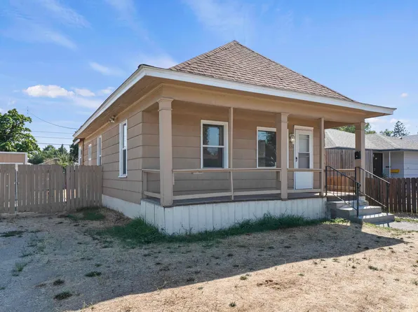 824 E Hoffman Ave, Spokane, WA 99207