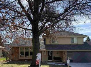 15215 Seward Plz, Omaha, NE 68154