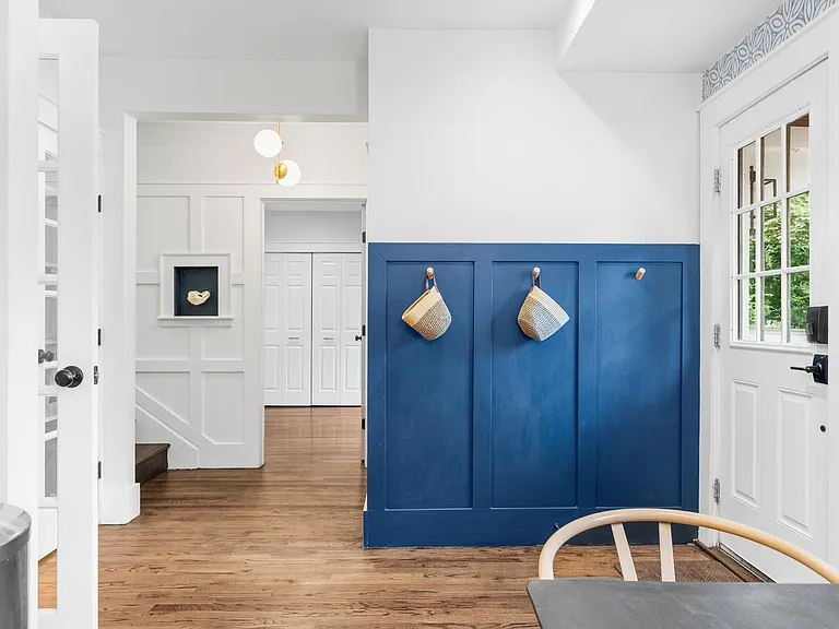 13 Chapin St — Photo 17