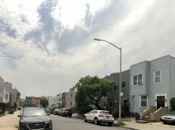 75 De Sales Place image 12 of 13