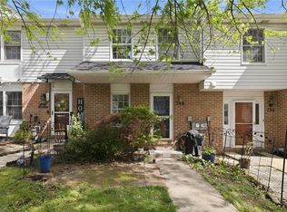 156 Meadowview Dr N, Canonsburg, PA 15317