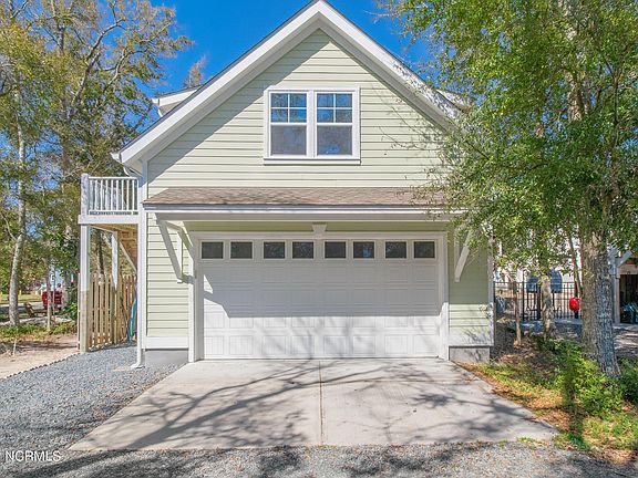 3rd image of 618 McKenzie Cir