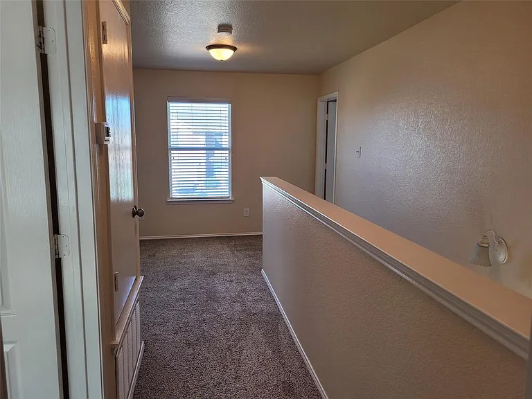 324 Chisholm Trl — Photo 12