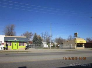 16925 E 9 Mile Rd, Eastpointe, MI 48021