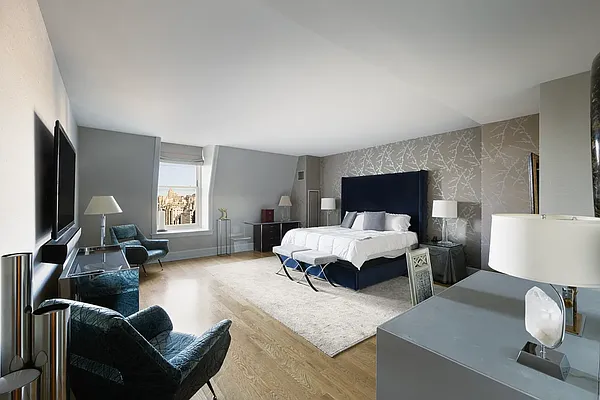 Bedroom, photo 1