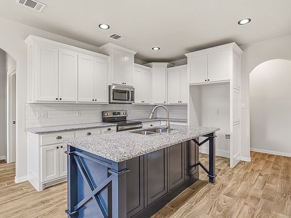 5th image of 5721 San Jacinto Dr