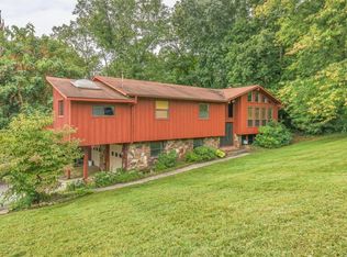 4812 Farland Dr, Knoxville, TN 37909