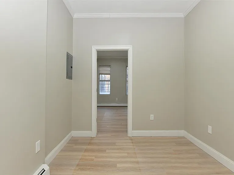 531 28th St #1 — Photo 7