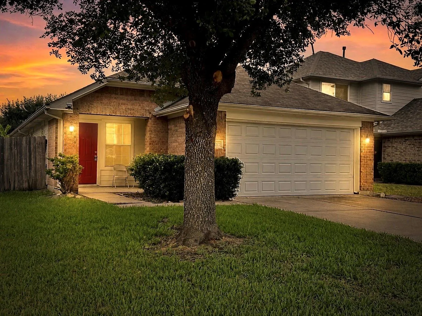 3 bed, 2.0 bath, 1250 sqft, $1,650 — Photo 1