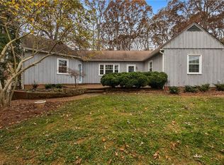 4342 Robinhood Rd, Winston Salem, NC 27106