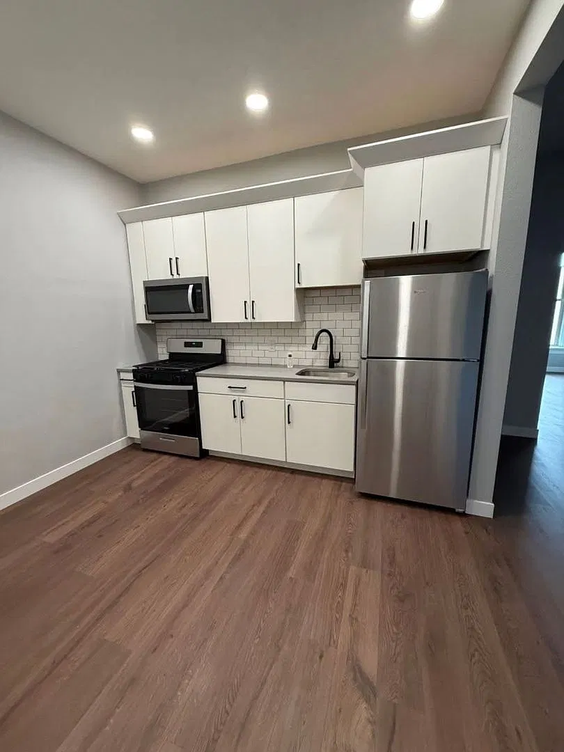 1020 4th St.Residential — Photo 2