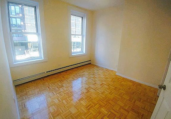 3rd image of 556 Court St #2
