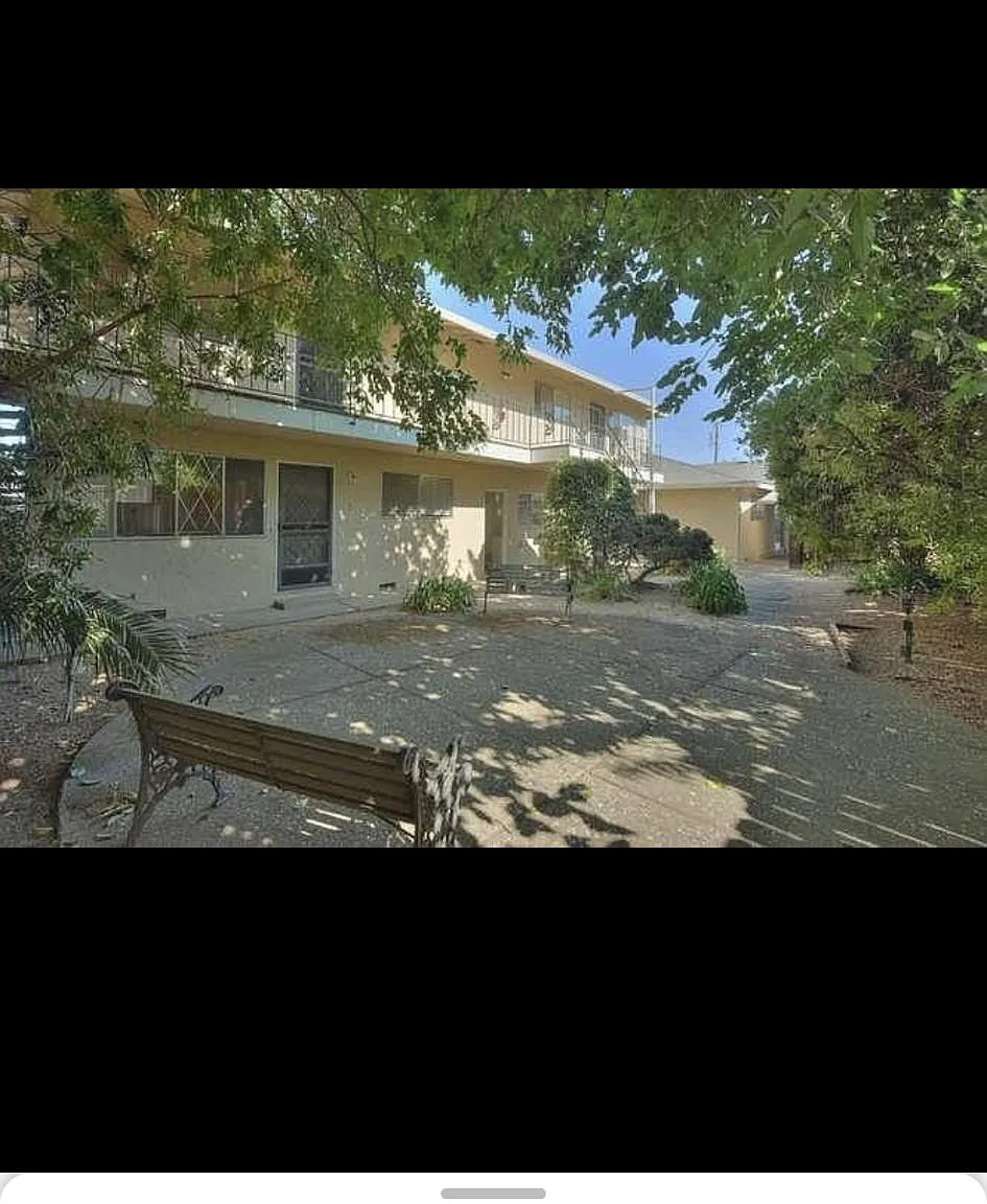 1 bed, 525 sqft, $2,289 — Photo 2