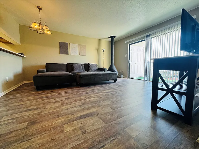 2824 S Bartell Dr #32 — Photo 5