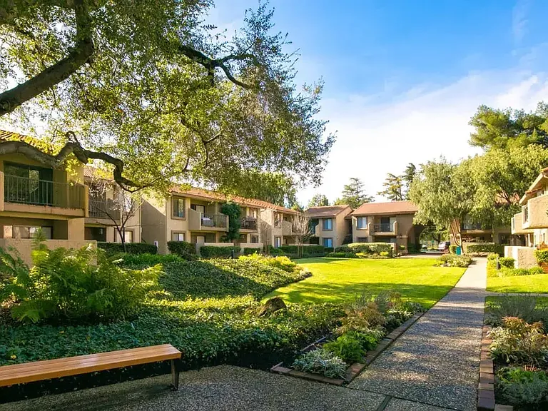 Villas Willow Glen — Photo 3