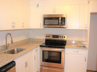 52 S Walnut St APT 6, Quincy, MA 02169