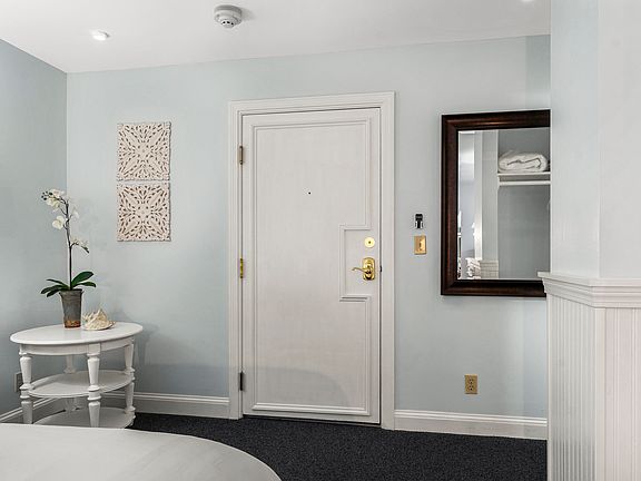 5th image of 306 Eddy Road #309