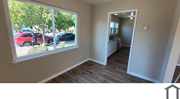 4th image of 477 Joaquin Ave #1