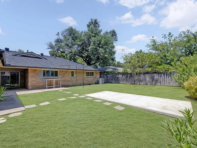 10008 Tim Tam Cir — Photo 20