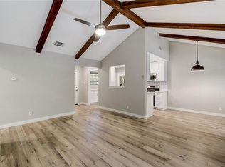 7109 Whispering Oaks Dr, Austin, TX 78745