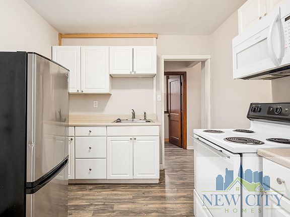 3rd image of 791 S Champion Ave