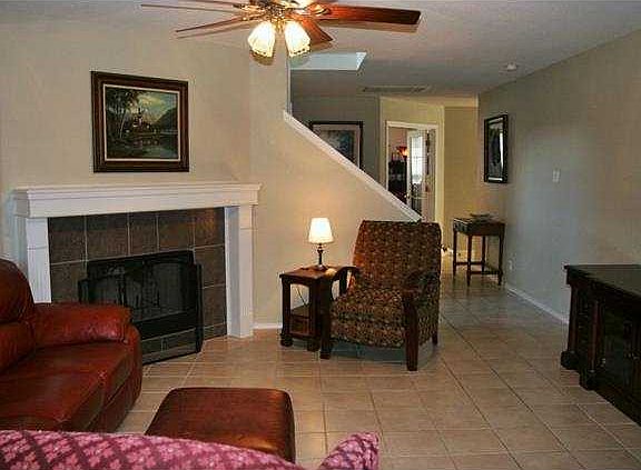 4th image of 103 Matthew Dr