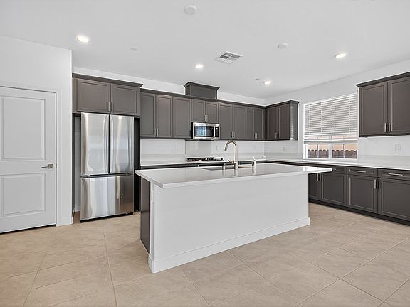 5th image of 73514 Cierra St